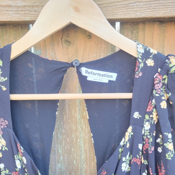 REFORMATION Wildflower Midi Dress with Puff Sleeves size 2 - Picture 5 of 11